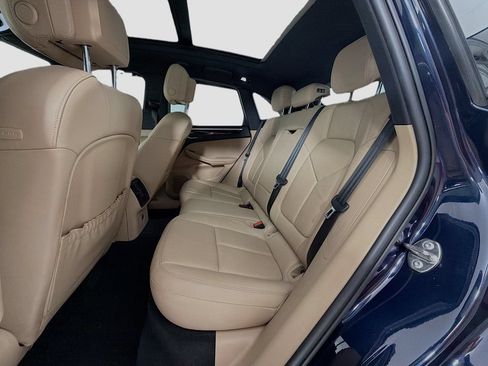 Certified 2021 Porsche Macan S w/ Premium Package Plus AWD/4WD image 25