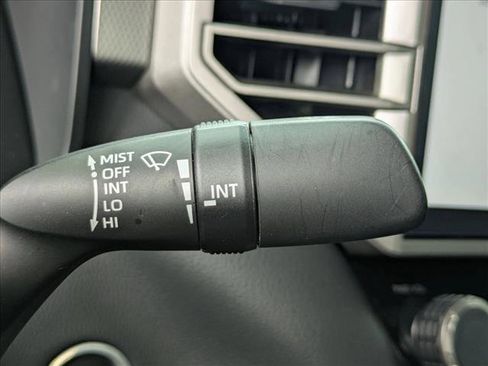 Used 2024 Toyota Tundra Limited image 12