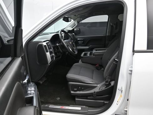 Used 2018 Chevrolet Silverado 1500 LT w/ All Star Edition image 9