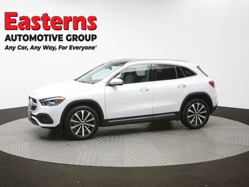 Used 2023 Mercedes-Benz GLA 250 4MATIC w/ Premium Package image 61