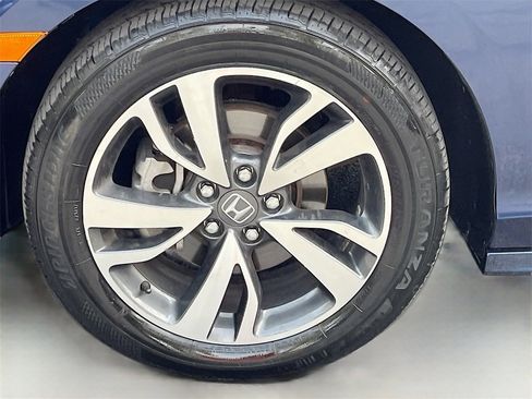 Used 2024 Honda Odyssey Touring image 34