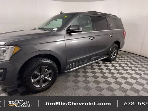 Used 2021 Ford Expedition XLT image 4