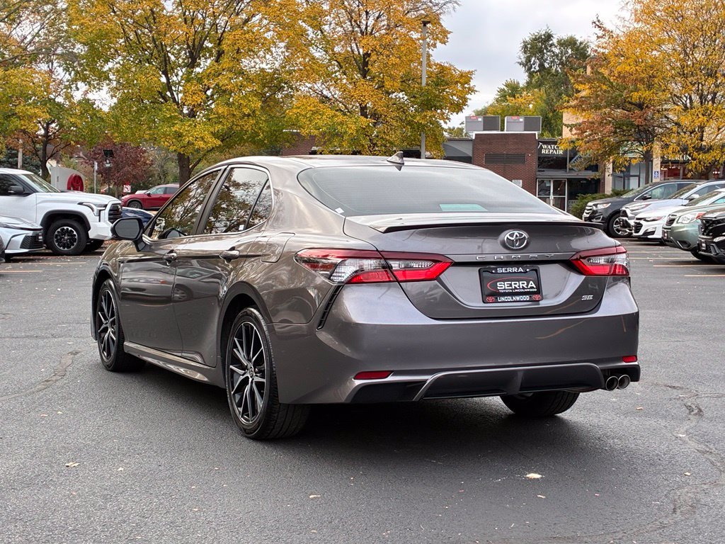 Used 2024 Toyota Camry SE FWD image 7