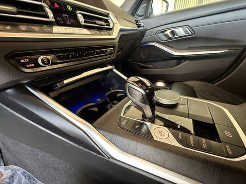 Used 2022 BMW 330i xDrive Sedan w/ Premium Package 2 image 24