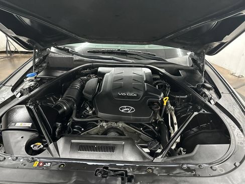Used 2015 Hyundai Genesis 3.8 w/ Option Group 04 RWD image 13
