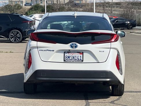Certified 2020 Toyota Prius Prime XLE w/ Carpet Mat Package image 6