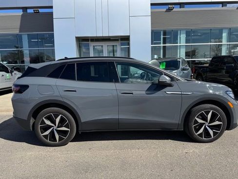 Used 2024 Volkswagen ID.4 Pro S image 31