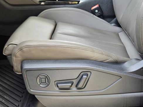 Used 2025 Audi Q5 Premium Plus w/ Premium Plus AWD/4WD image 30
