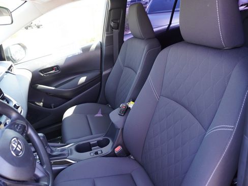 Used 2024 Toyota Corolla LE w/ LE Convenience Package FWD image 20