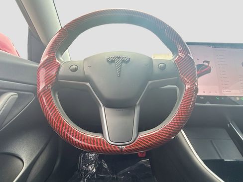Used 2020 Tesla Model 3 Standard Range RWD image 11