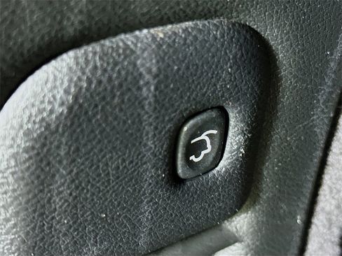 Used 2021 Dodge Durango R/T w/ Blacktop Package image 30