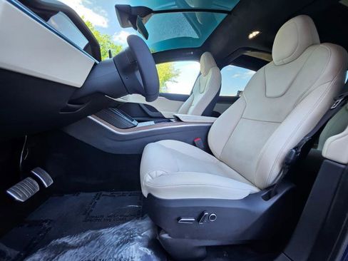 Used 2023 Tesla Model X image 31