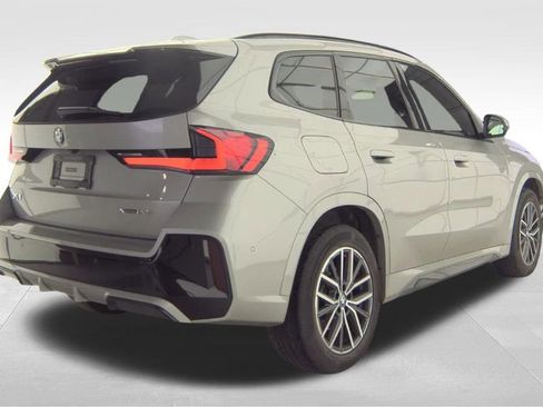 Used 2025 BMW X1 xDrive28i w/ M Sport Package image 2