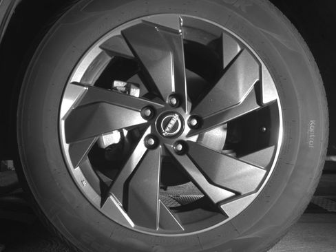 Used 2025 Nissan Rogue SV AWD/4WD image 12