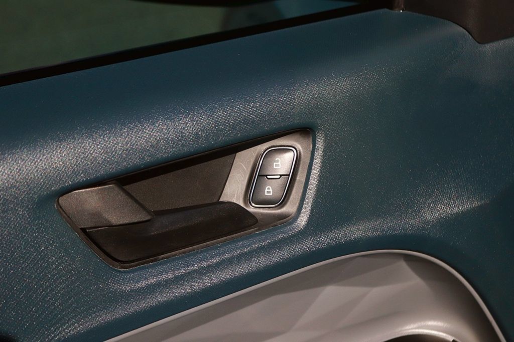Used 2026 Ford Maverick XL FWD image 10