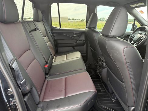 Certified 2025 Honda Ridgeline Black Edition image 17