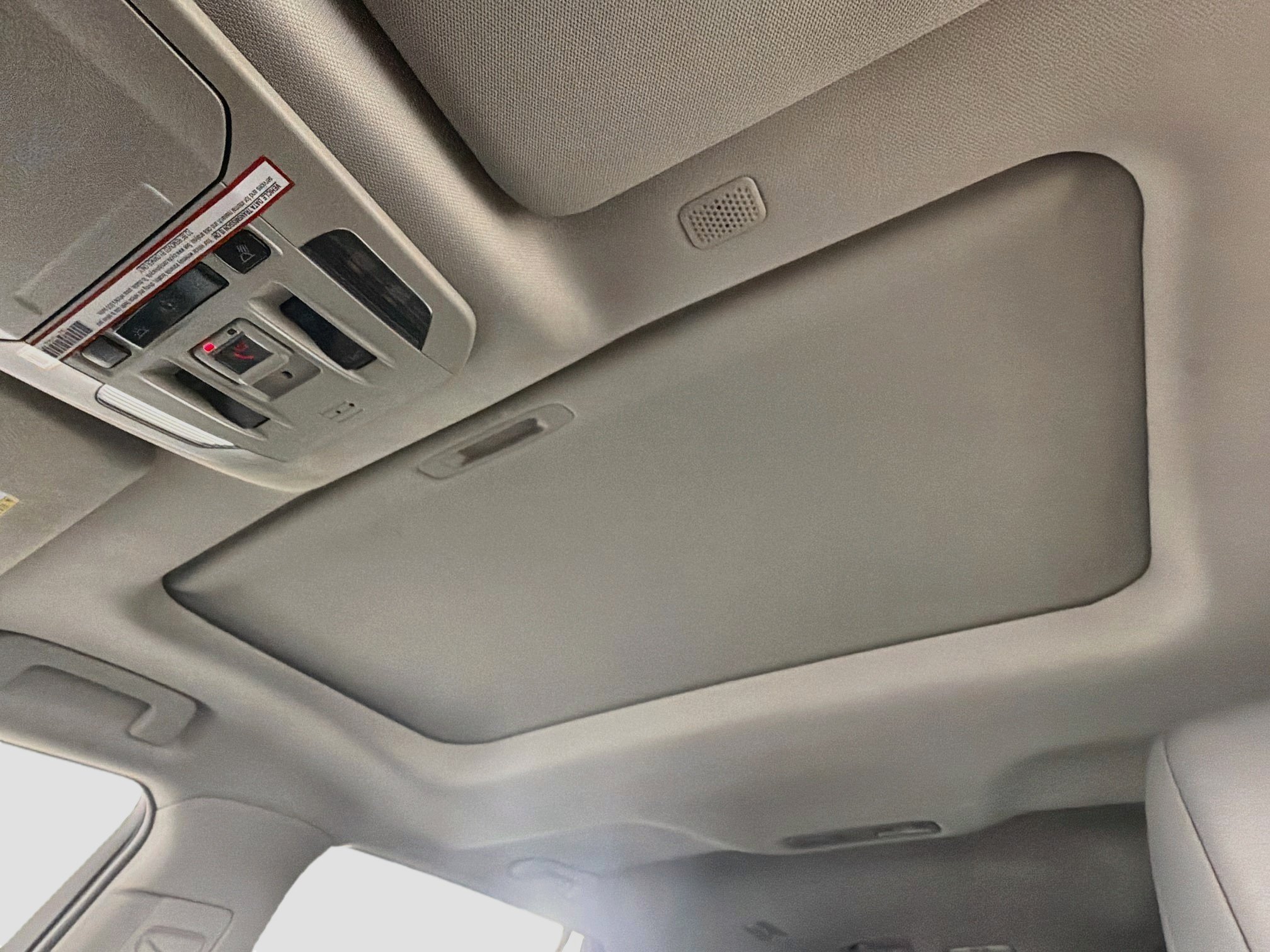 Used 2021 Toyota Highlander XLE FWD image 26