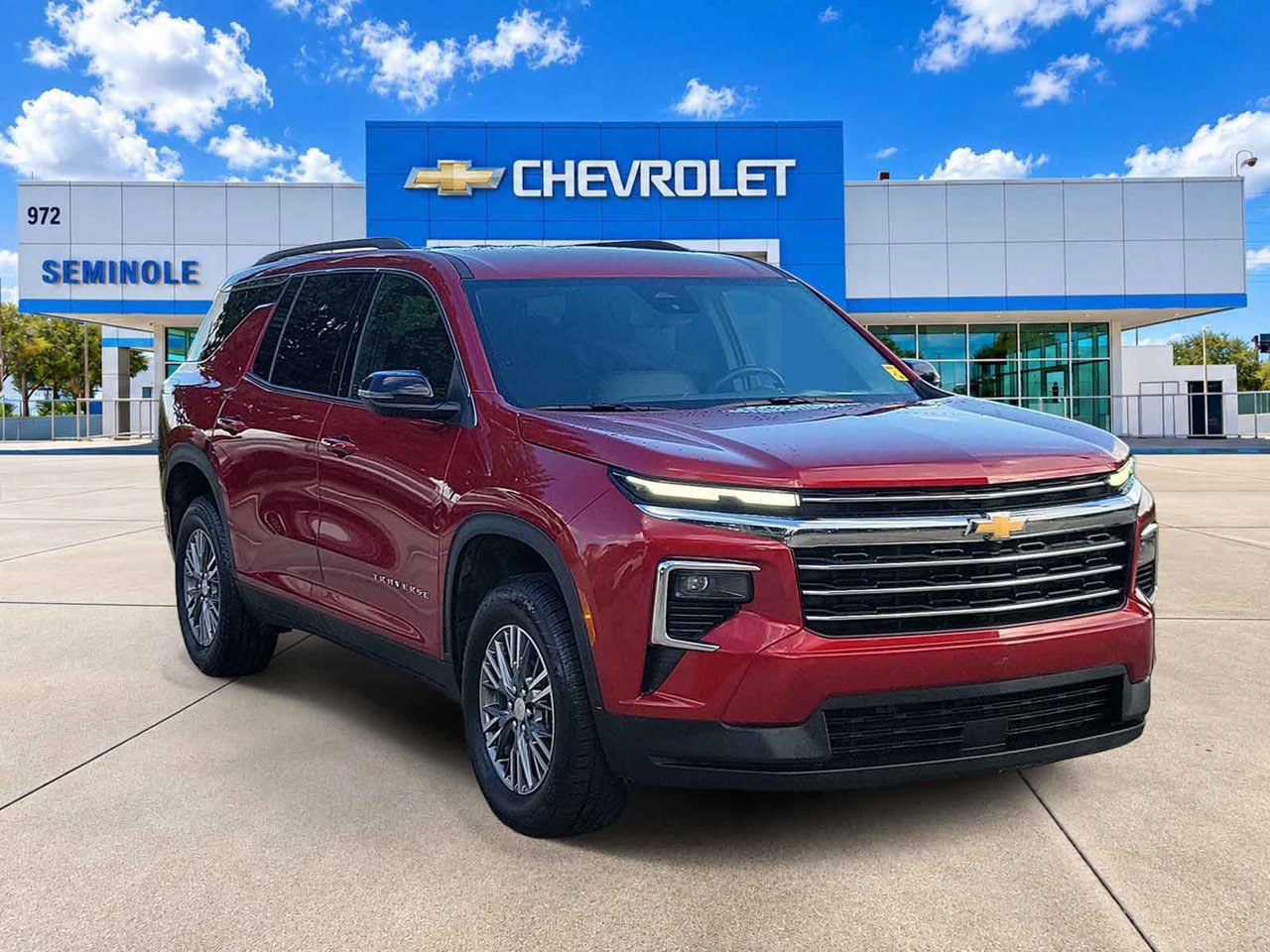 Certified 2026 Chevrolet Traverse LT FWD image 2