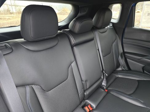 New 2026 Jeep Compass Latitude image 11