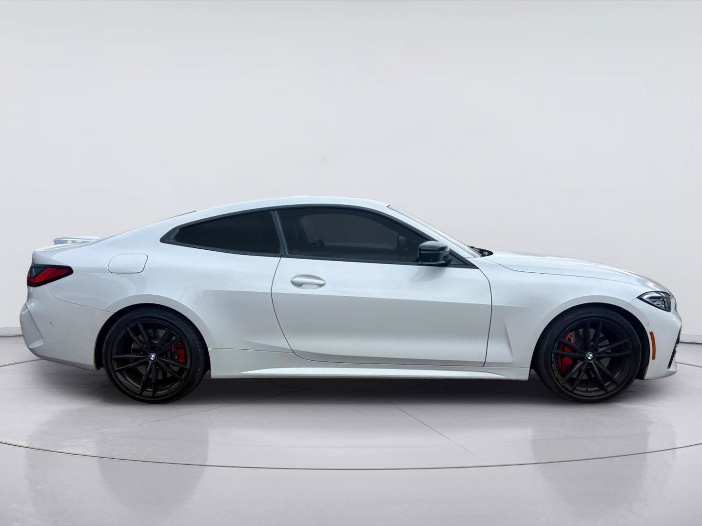 Used 2021 BMW 430i Coupe w/ M Sport Package RWD image 2