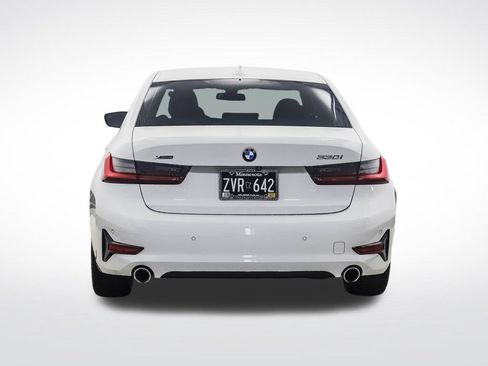 Used 2019 BMW 330i xDrive Sedan AWD/4WD image 4