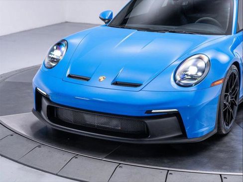 Used 2022 Porsche 911 GT3 image 11