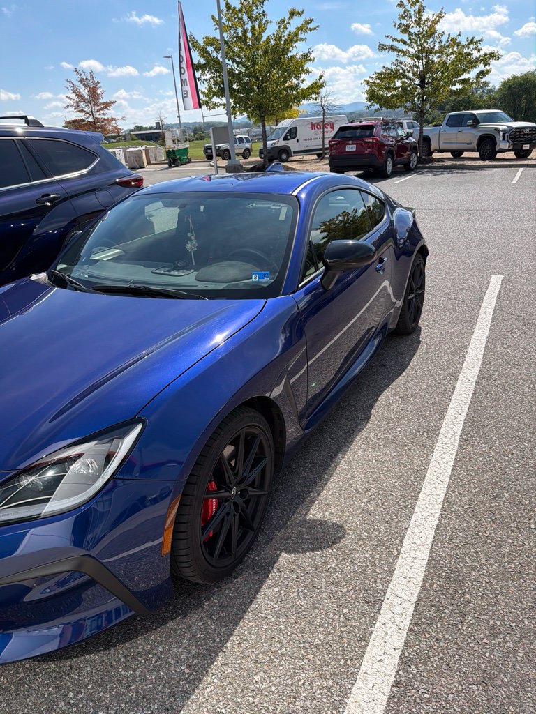 Used 2025 Toyota GR86 Premium w/ Performance Package RWD image 2