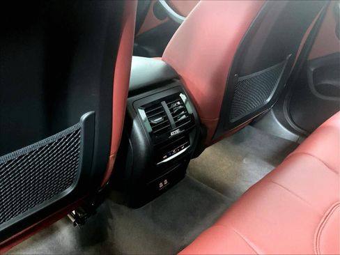 Used 2024 BMW X3 xDrive30i w/ Convenience Package w/ZPA image 28