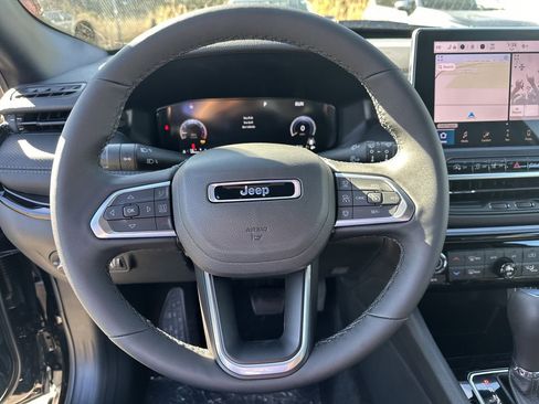 New 2026 Jeep Compass Limited w/ Sun, Sound & Navigation Group AWD/4WD image 12