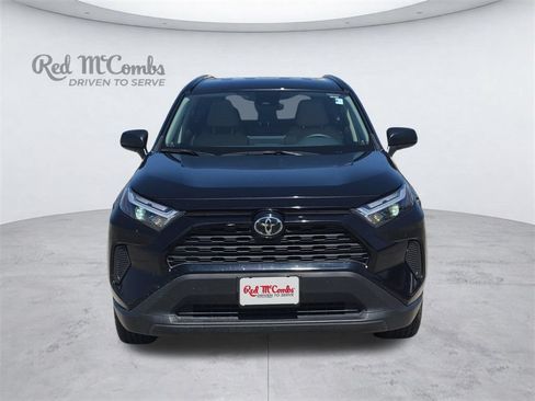 Used 2025 Toyota RAV4 LE AWD/4WD image 9