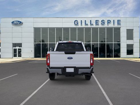 New 2026 Ford F250 XL w/ FX4 Off-Road Package image 5