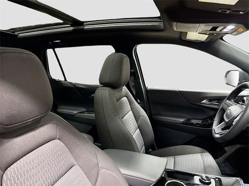 New 2026 Chevrolet Equinox LT w/ Midnight Edition image 33