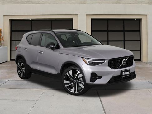 Certified 2026 Volvo XC40 B5 Ultra w/ Climate Package AWD/4WD image 34