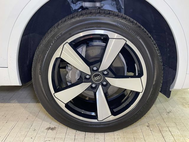 Used 2023 Audi Q5 2.0T Premium Plus w/ Premium Plus Package AWD/4WD image 11