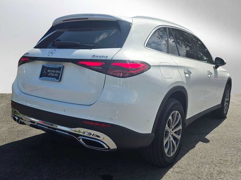 Used 2026 Mercedes-Benz GLC 300 4MATIC image 3