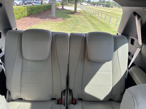 New 2026 Mercedes-Benz GLS 580 4MATIC image 34