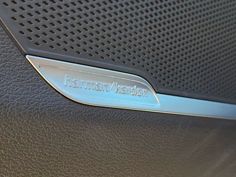 Used 2025 Kia Sportage SX AWD/4WD image 9