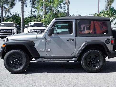 Used 2021 Jeep Wrangler Sport image 5