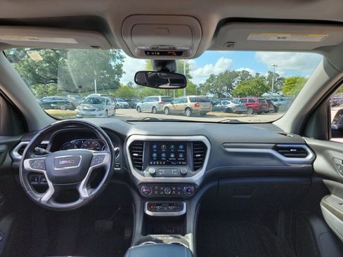 Used 2021 GMC Acadia SLT w/ Elevation Edition FWD image 18