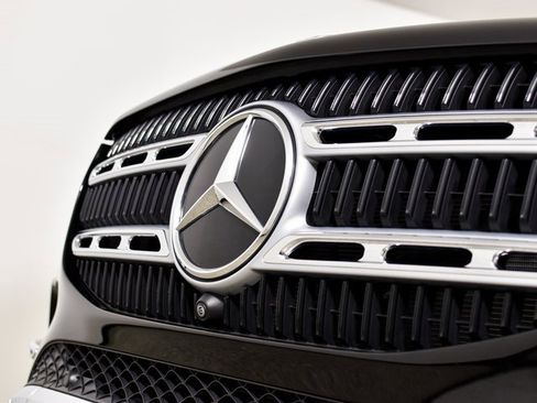 Certified 2025 Mercedes-Benz GLE 450e 4MATIC image 8