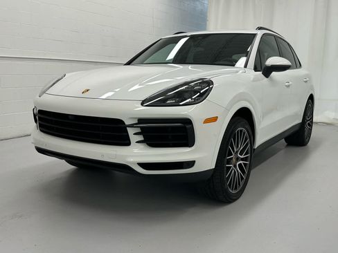 Used 2021 Porsche Cayenne AWD/4WD image 4
