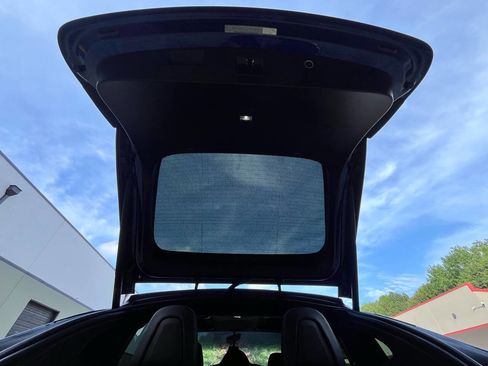 Used 2018 Tesla Model X 75D image 52