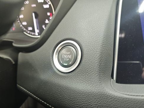 Used 2023 Cadillac XT4 Premium Luxury AWD/4WD image 27