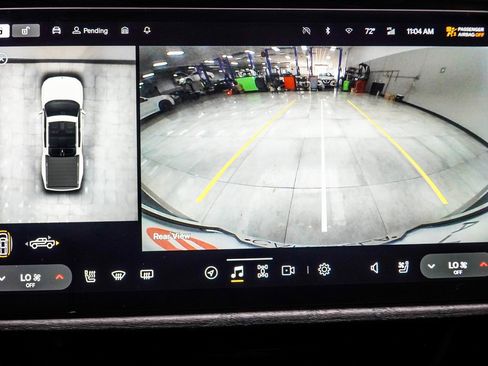 Used 2022 Rivian R1T Adventure image 28