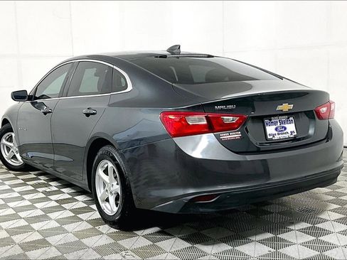 Used 2018 Chevrolet Malibu LS image 11