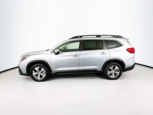 Used 2024 Subaru Ascent Premium w/ Convenience Package image 4