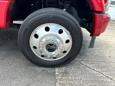 Used 2022 Ford F450 Platinum w/ FX4 Off-Road Package image 21