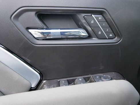 New 2026 Chevrolet Colorado ZR2 w/ Technology Package image 16