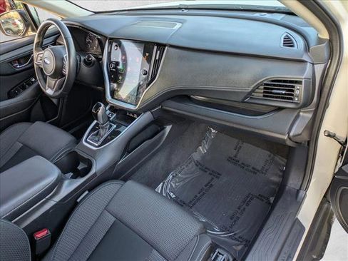 Used 2024 Subaru Outback Premium image 19