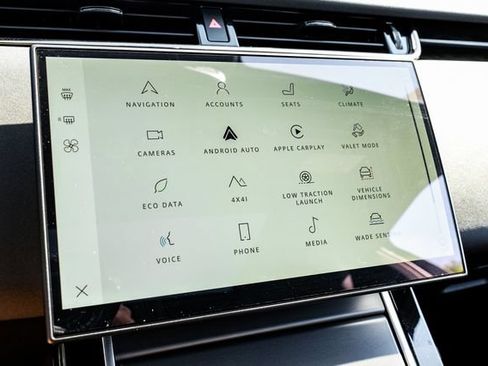 New 2026 Land Rover Range Rover Evoque S AWD/4WD image 37